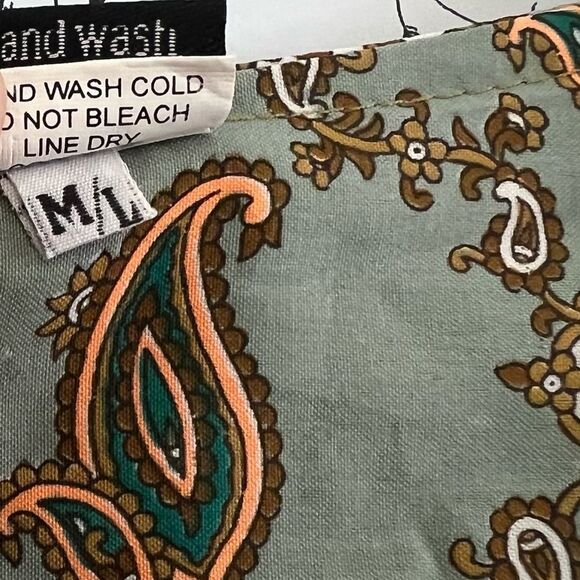 Eastern Silk Wrap Dress-Jedzebel size is -medium satin material wrap - Picture 8 of 9